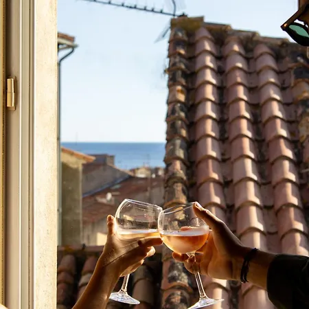 Hotel Le Clos Des Arômes 3*