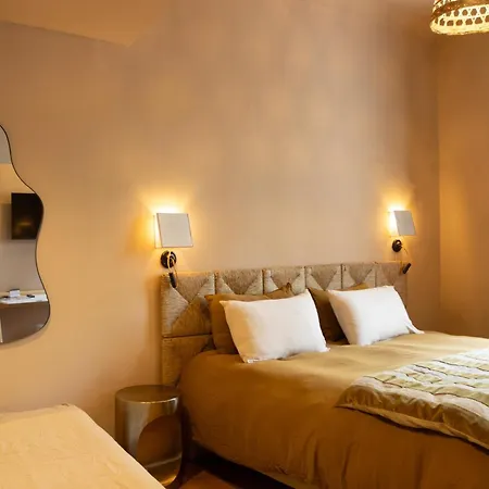 Hotel Le Clos Des Arômes 3*